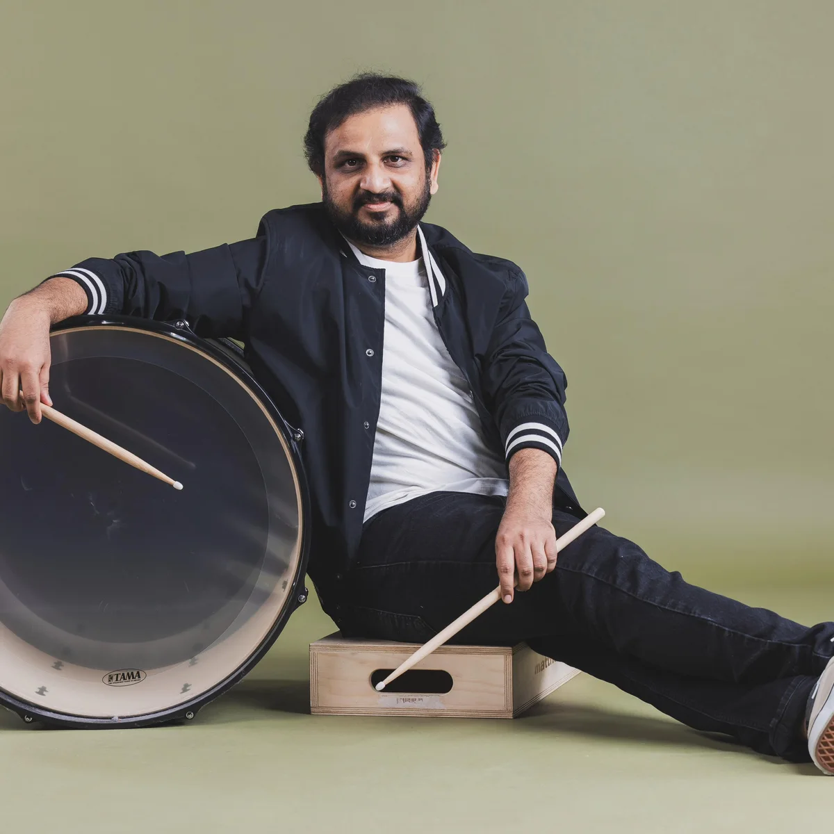 Pavan — Drums